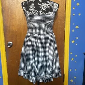 Large Abercrombie and Fitch Black and White Short Plaid Dress